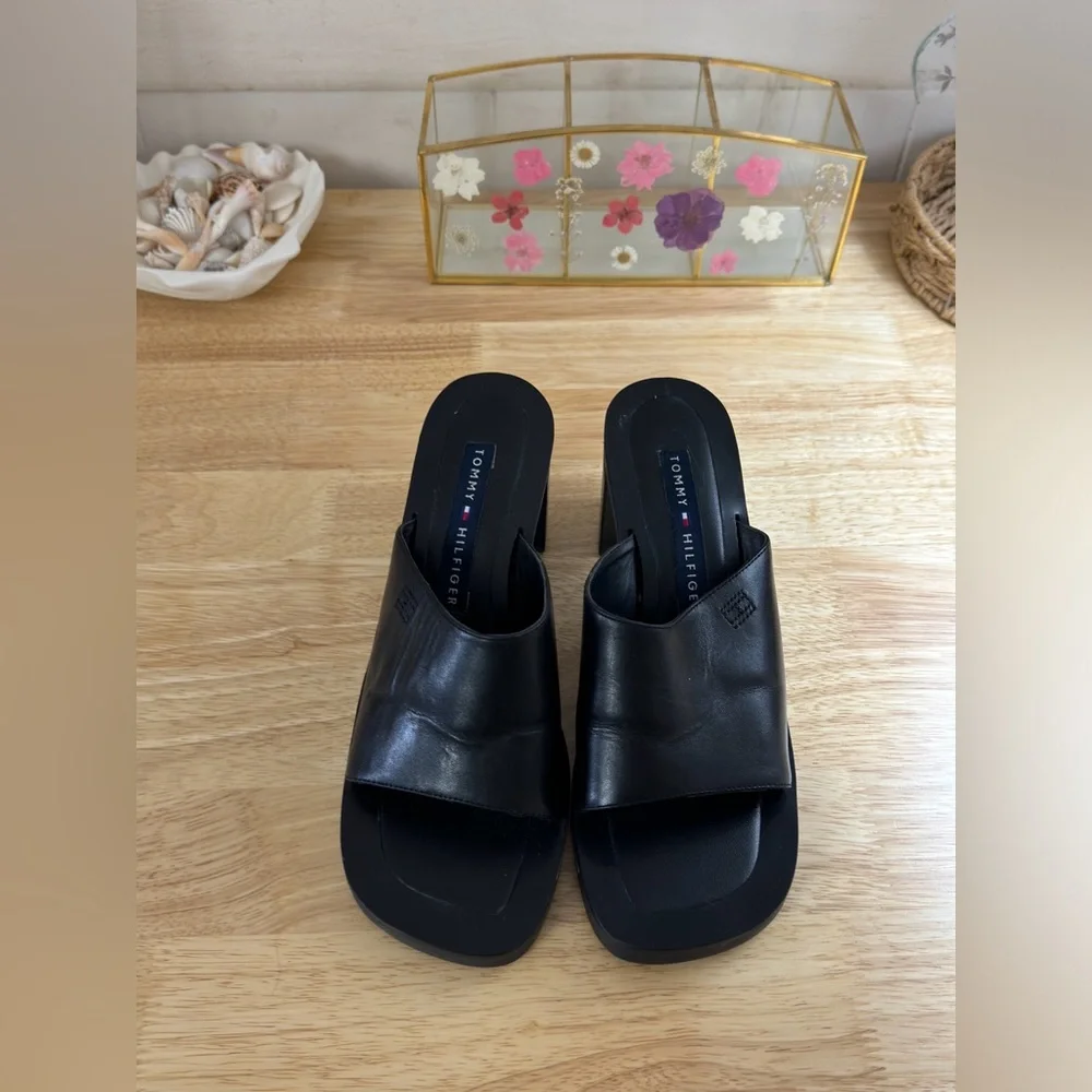 Vintage Y2K Tommy Hilfiger Black Leathrt Square Toe Block Heel - Picture 9 of 10